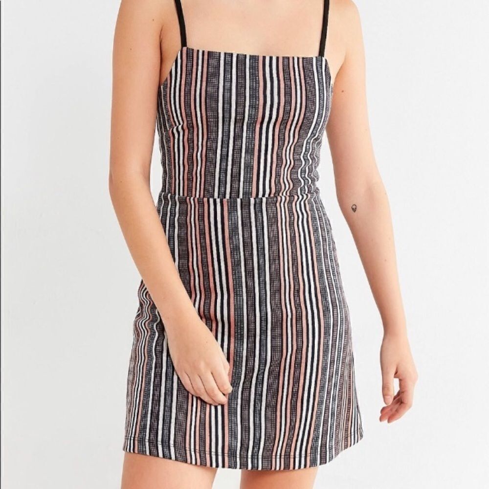 URBAN OUTFITTERS STRIPED SPAGHETTI STRAP DRESS